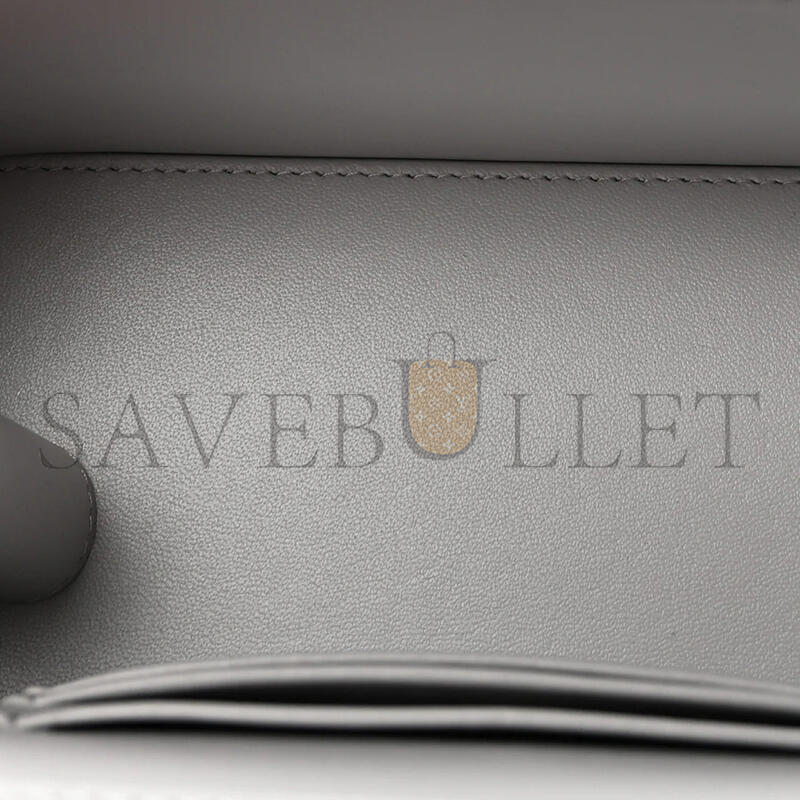 Ch**el metallic caviar quilted small vanity case with chain silver (17*9.5*8cm)